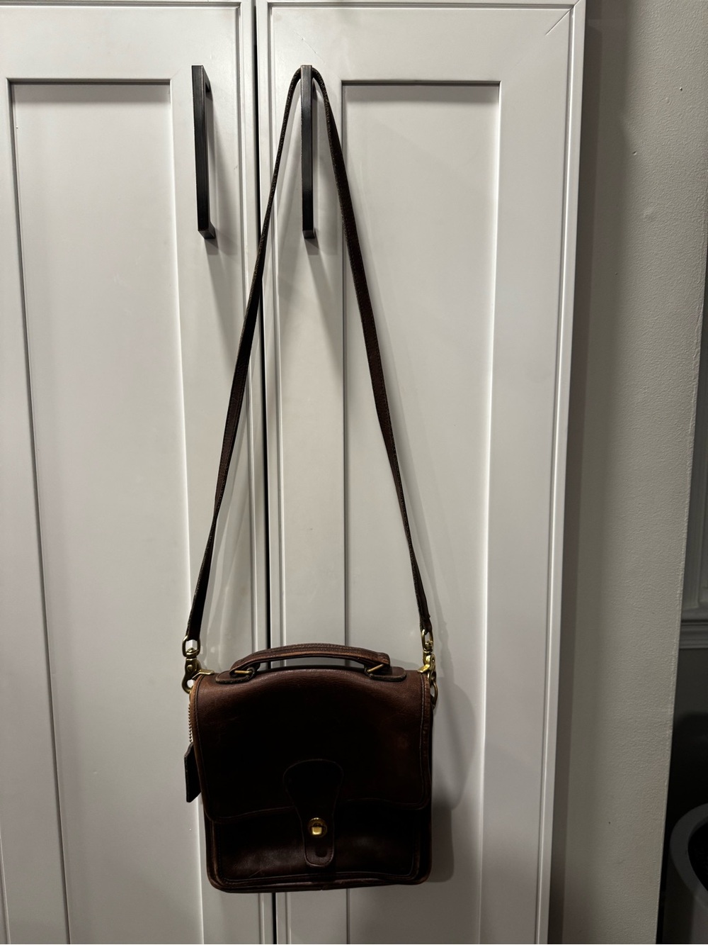 Early Vintage Coach Station Bag Crossbody Leather In Brown READ Flaws - Picture 2 of 13